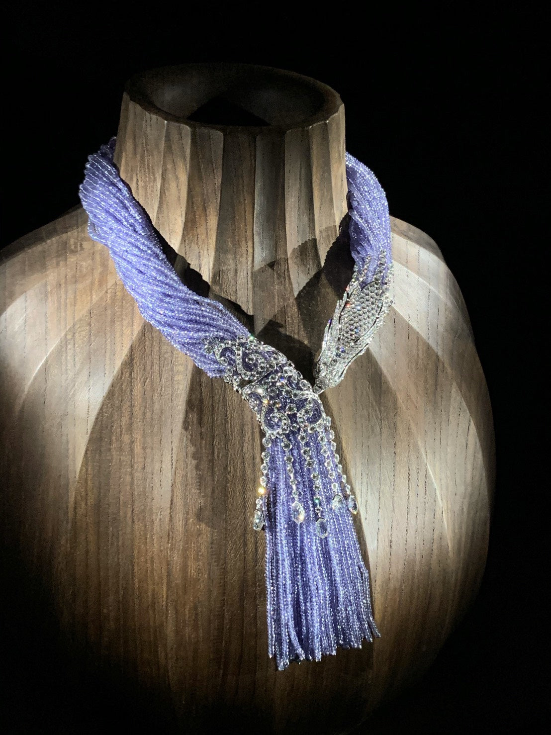 ◇「カルティエ、時の結晶」展へ