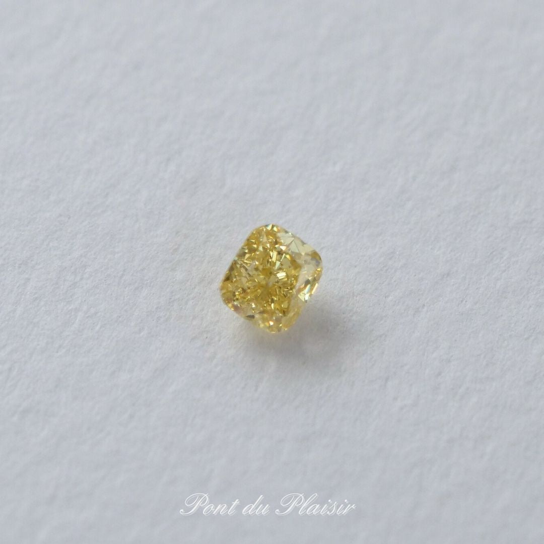 イエローダイアモンド/0.412ct/FIY/SI1/クッションカット